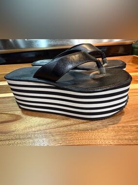 Steve Madden Black Platform Flip Flop Sandals with Black & White Striped Wedge